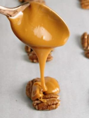 Pécan Caramélisée au Chocolat caramel - بكان بالكراميل و الشوكولا