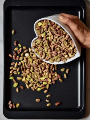 Pistache Décortiquée salée - بسطاش مقشر مملح
